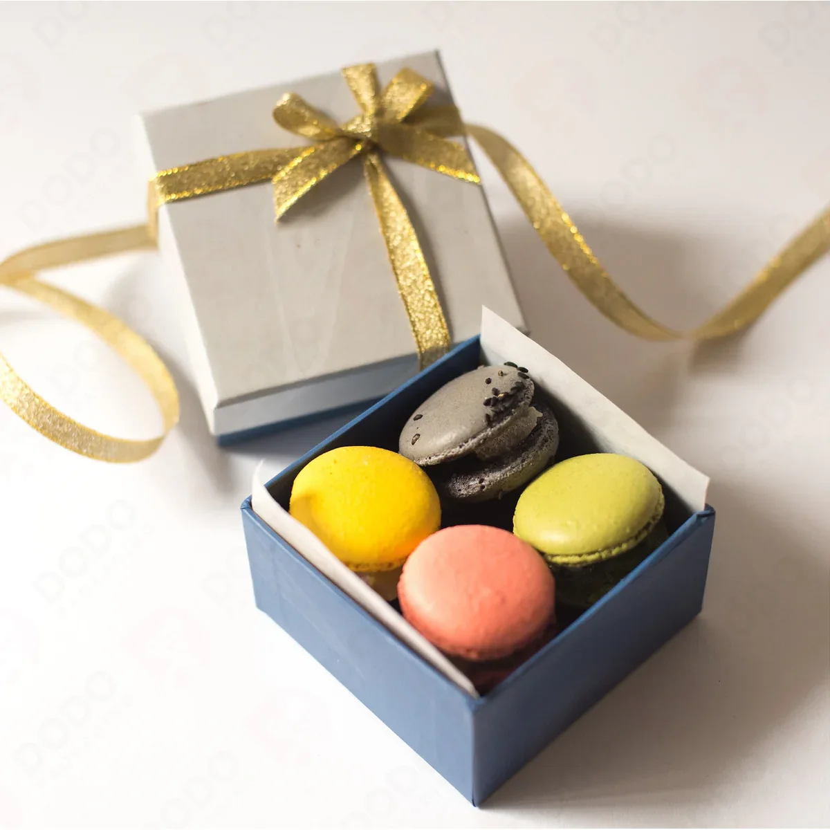 macaron gift box