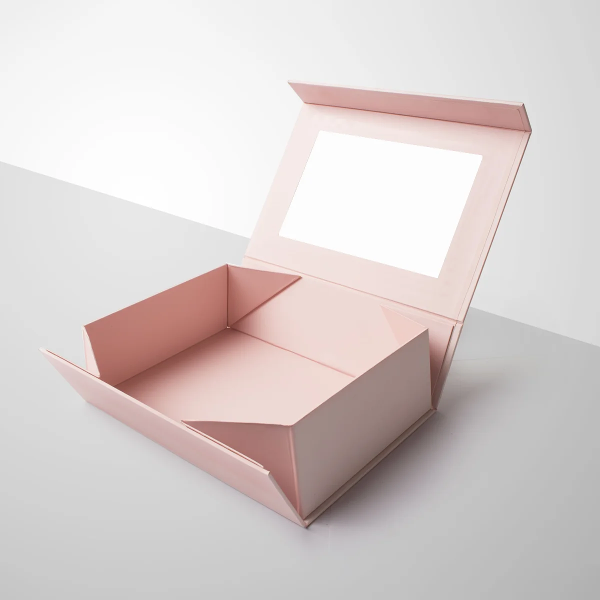 rigid cardboard boxes