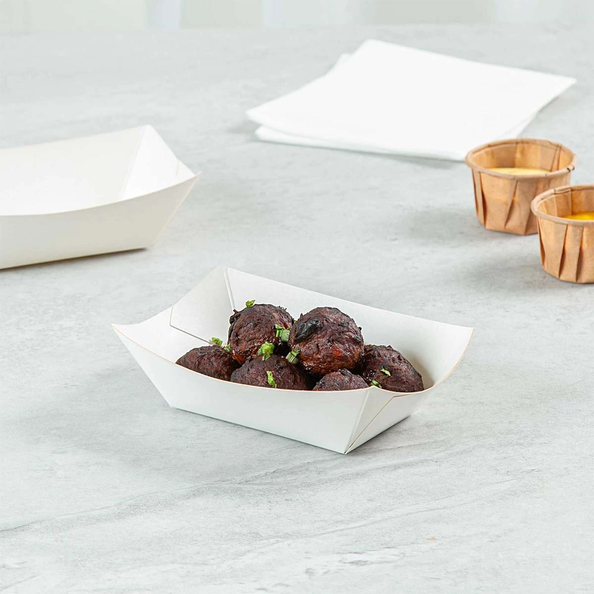 white-paper-food-trays