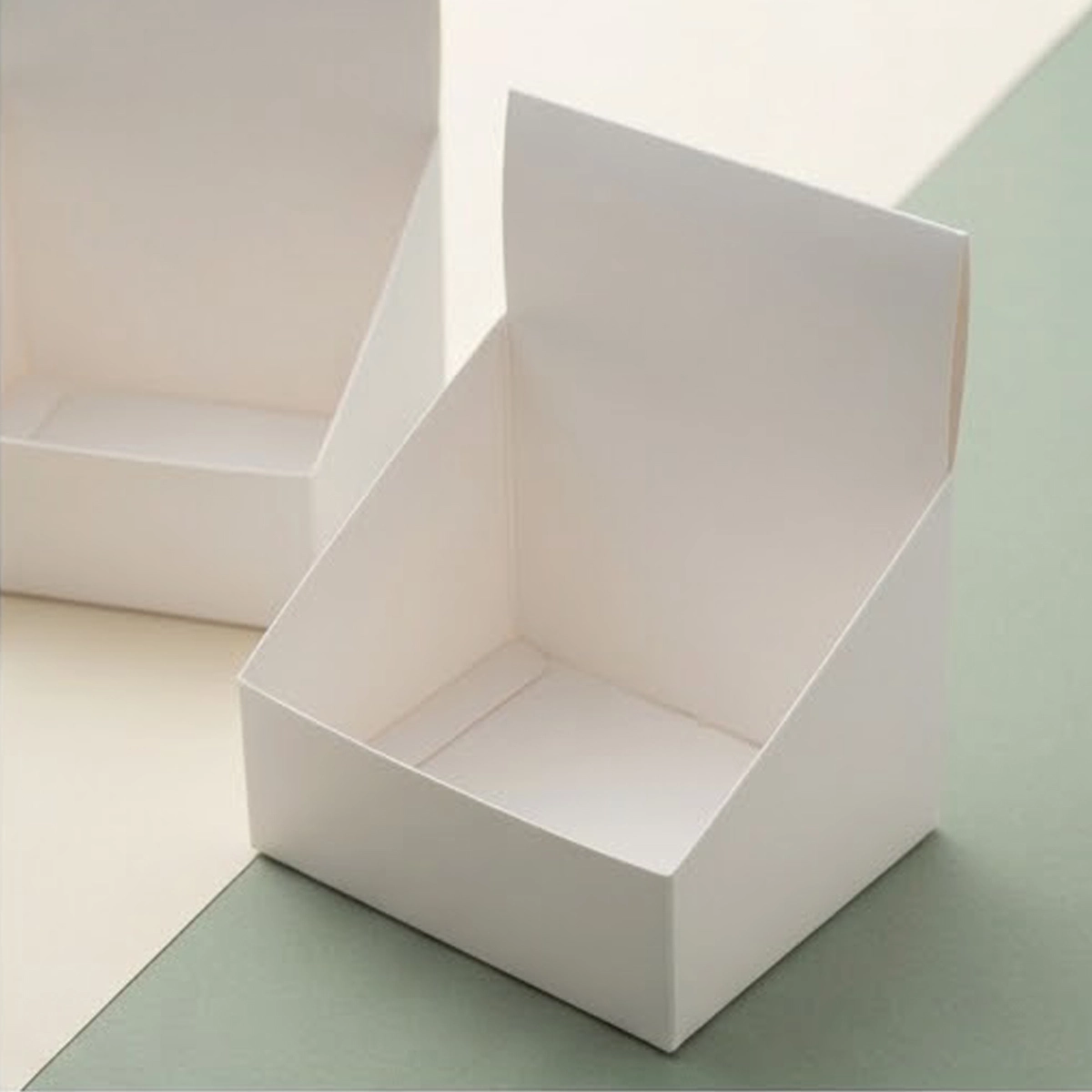 white-display-boxes